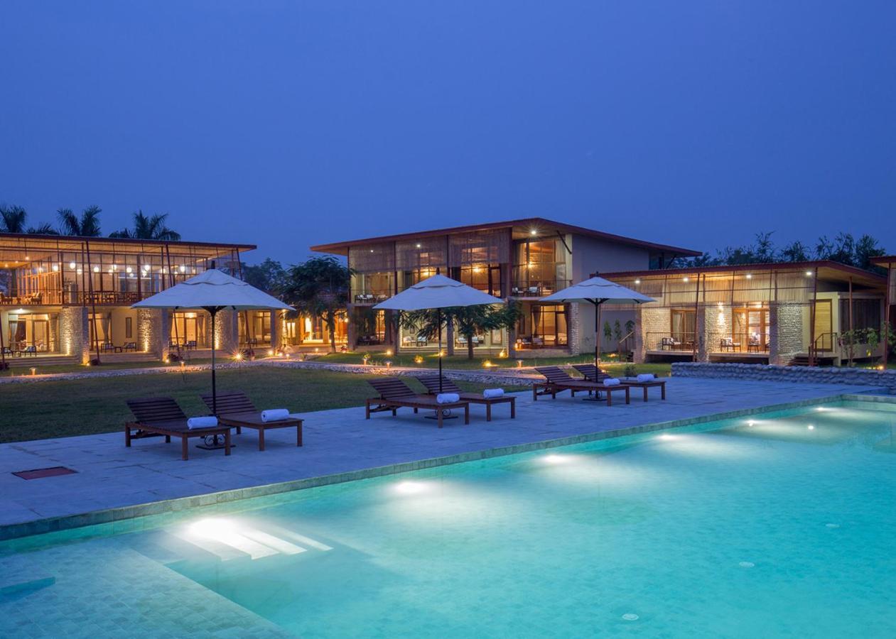 Sanctuary Chitwan National Park Hotel Ngoại thất bức ảnh