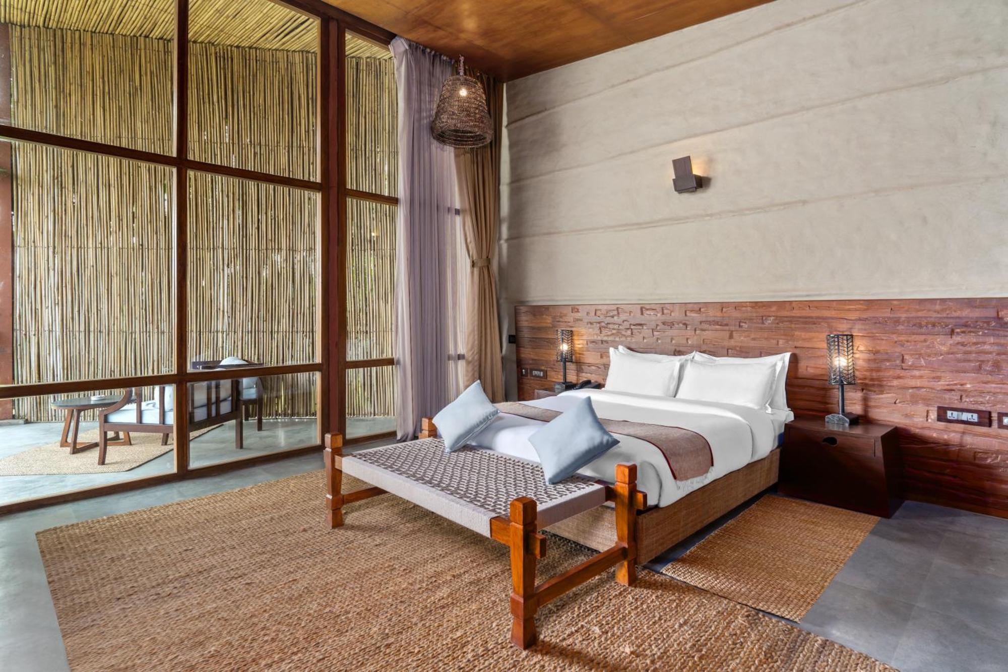 Sanctuary Chitwan National Park Hotel Ngoại thất bức ảnh