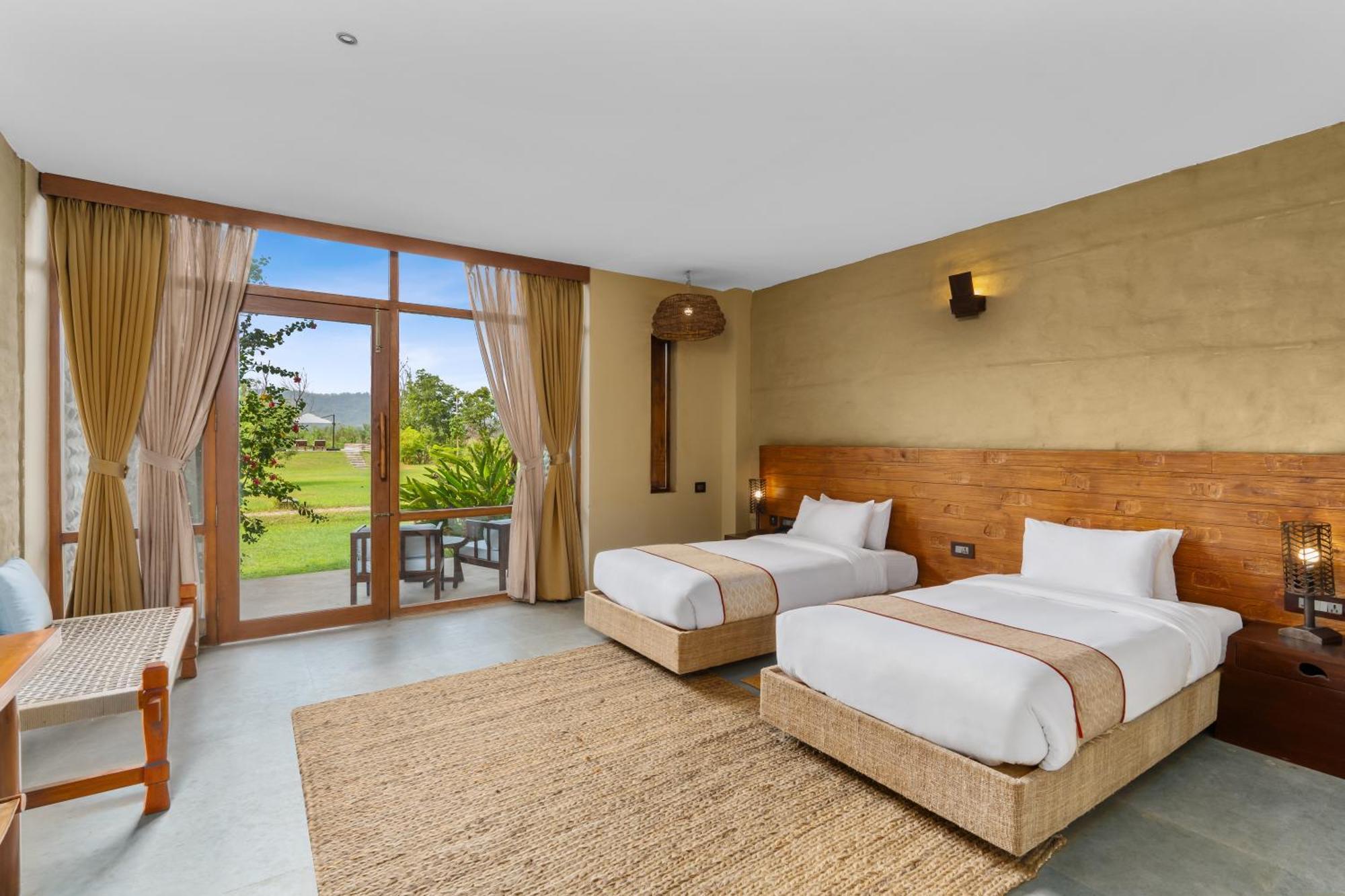 Sanctuary Chitwan National Park Hotel Ngoại thất bức ảnh
