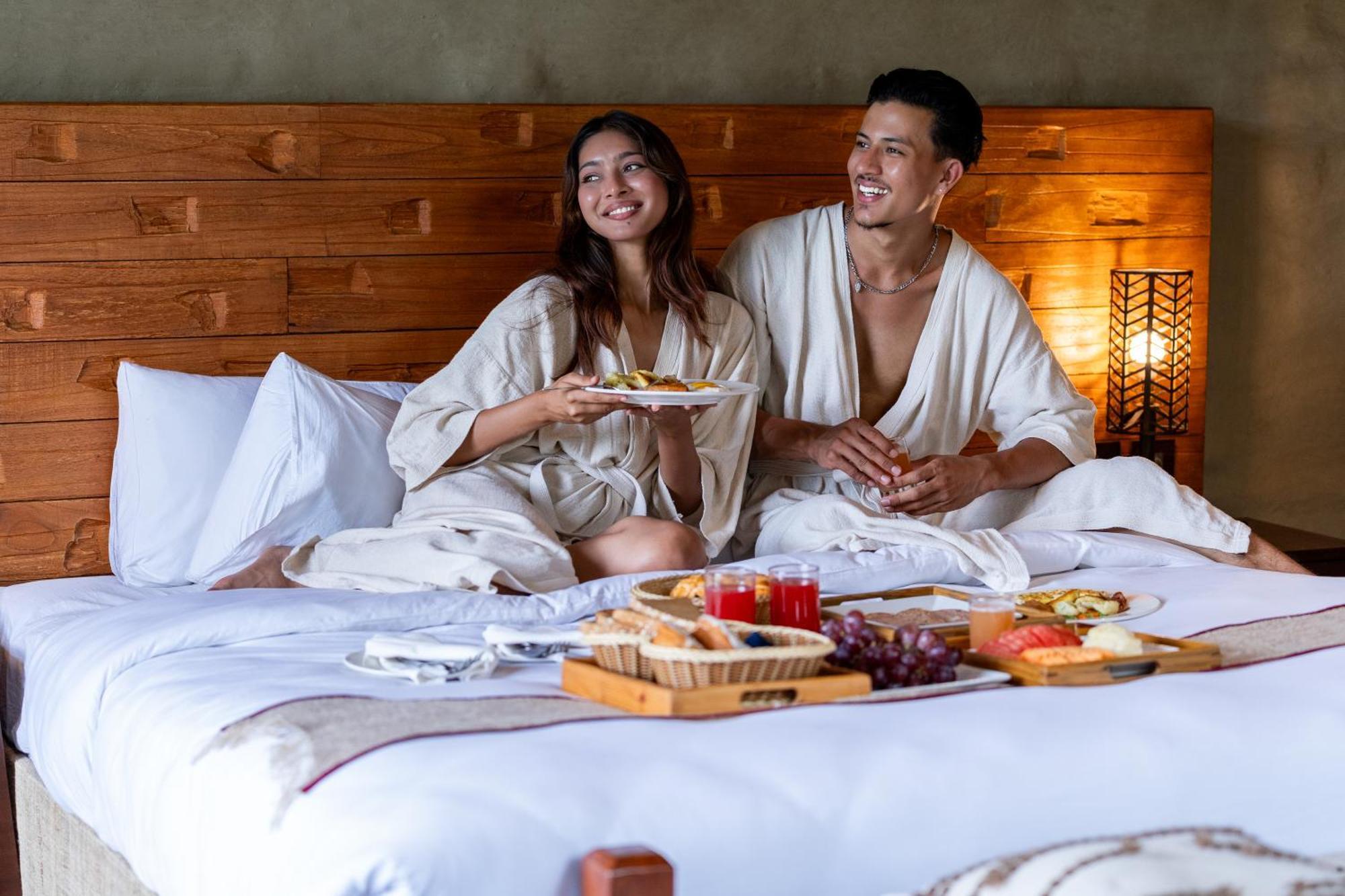 Sanctuary Chitwan National Park Hotel Ngoại thất bức ảnh